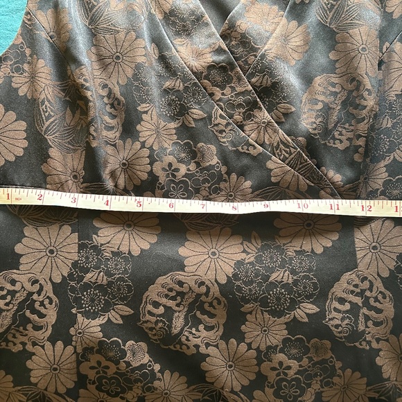 Sweet Chemise Asian-Inspired Dress - Picture 3 of 8